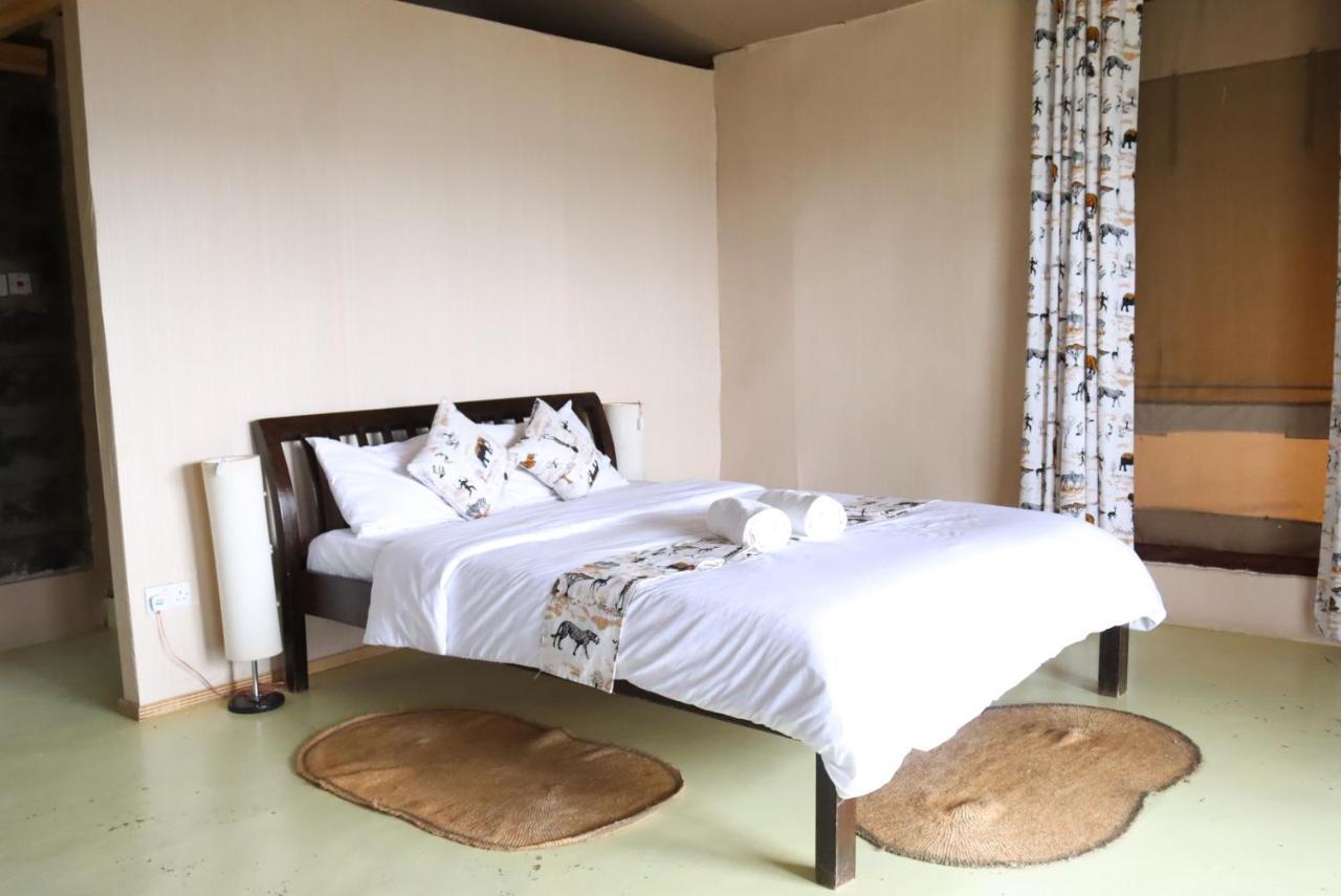 Maili Saba Camp Villa Nakuru Dış mekan fotoğraf