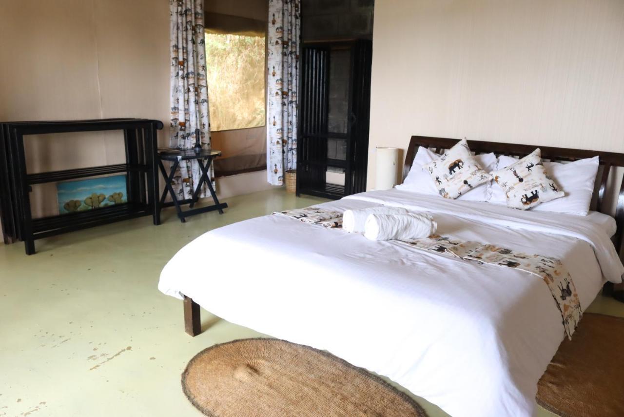 Maili Saba Camp Villa Nakuru Dış mekan fotoğraf